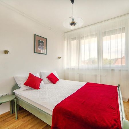 Illy Apartman Apartment Егер Екстериор снимка