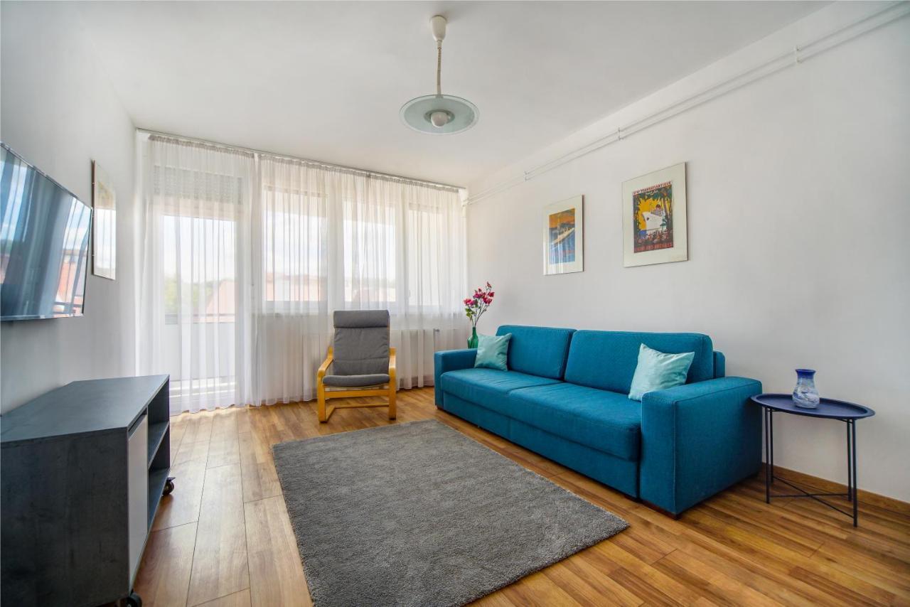 Illy Apartman Apartment Егер Екстериор снимка